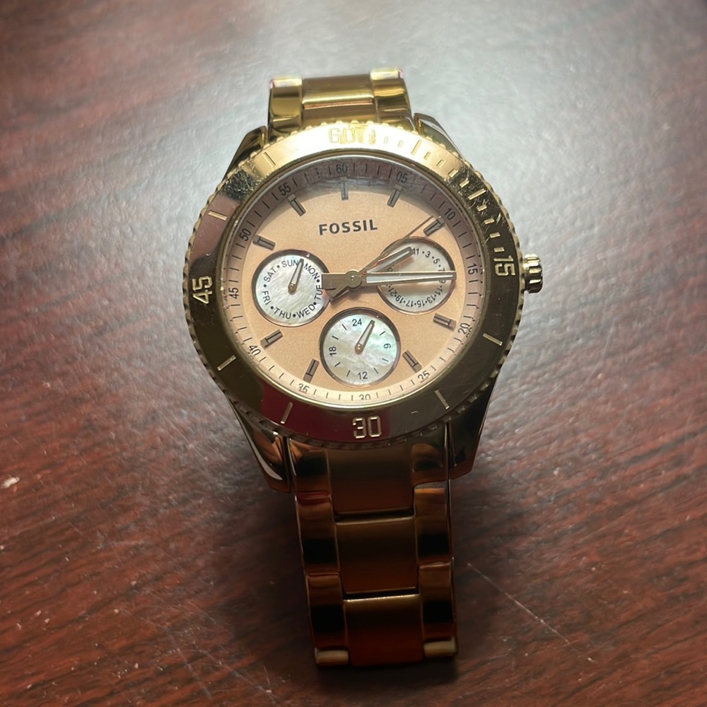 Fossil watch